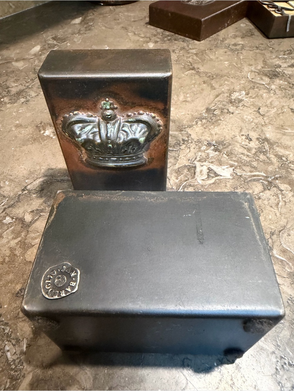 Jan Barboglio Crown box - Picture 6 of 13